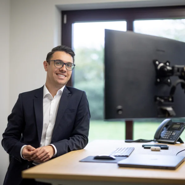 Unsere praxisnahen Lösungen helfen Ihnen, komplexe Finanzprozesse zu meistern und die volle Kontrolle über Ihre Kennzahlen zu erlangen.